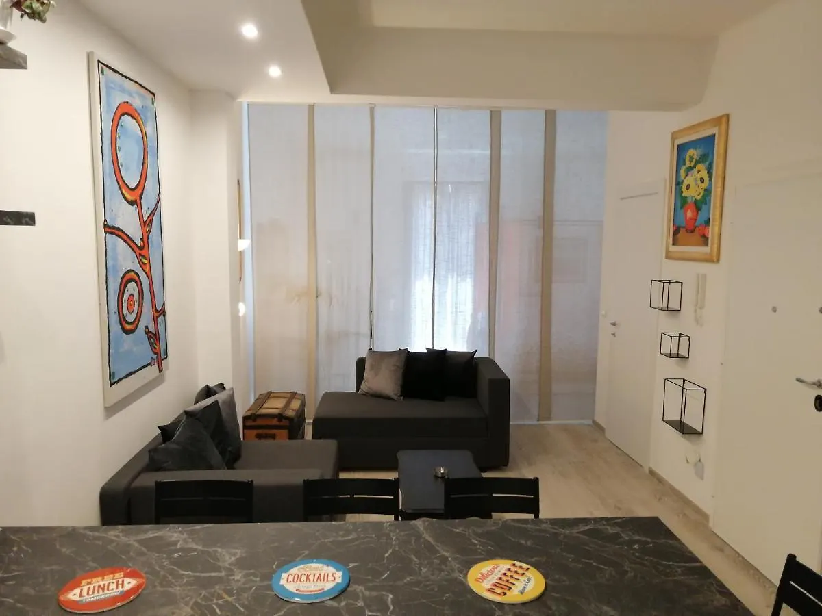 Love Mirrors And Flowers - Affitti Brevi Italia Apartamento Bari