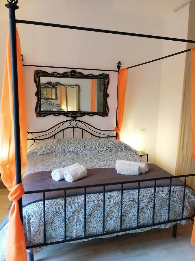 Love Mirrors And Flowers - Affitti Brevi Italia Apartamento Bari